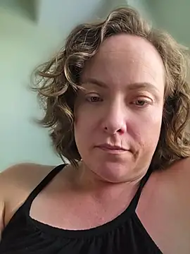 julimonroe webcam