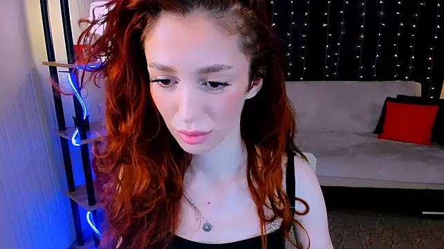 ChristinaConteeree webcam