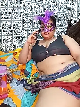 Tanisha-Chy webcam