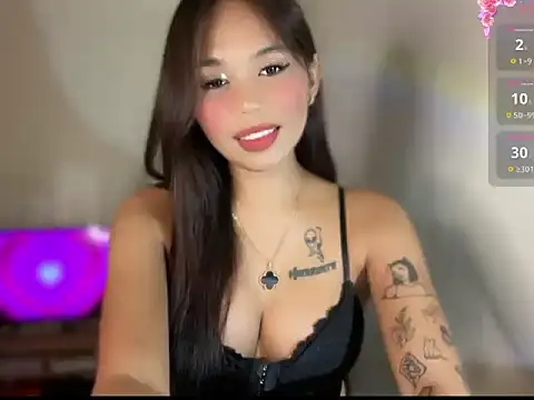 _petitegirlx69_ webcam