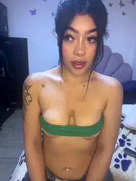 DAKOTA_SAKURA webcam