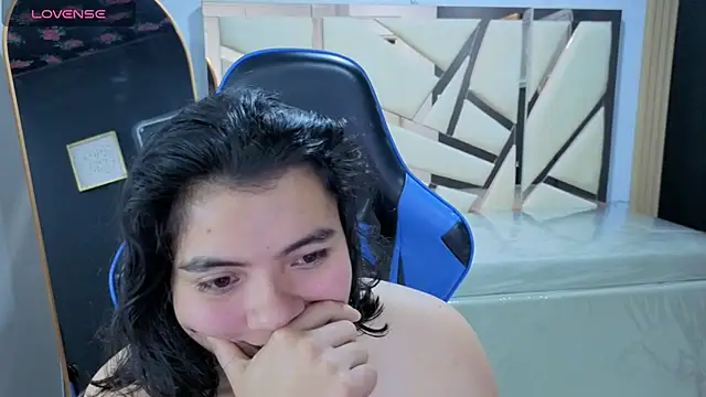 amalia_a webcam