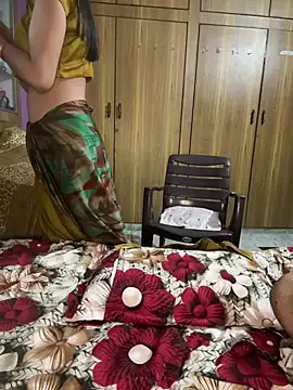 kiaraqueen7 webcam