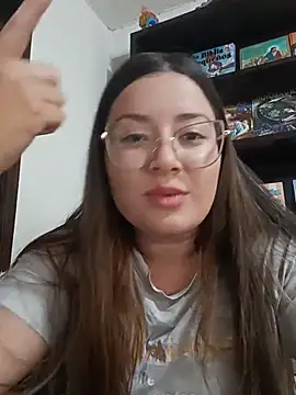 LunaDiaz999 webcam