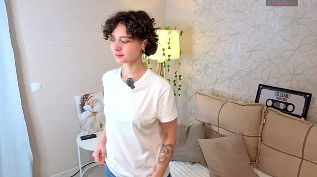 TeaseMeeBaby webcam