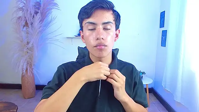 angelocum18 webcam