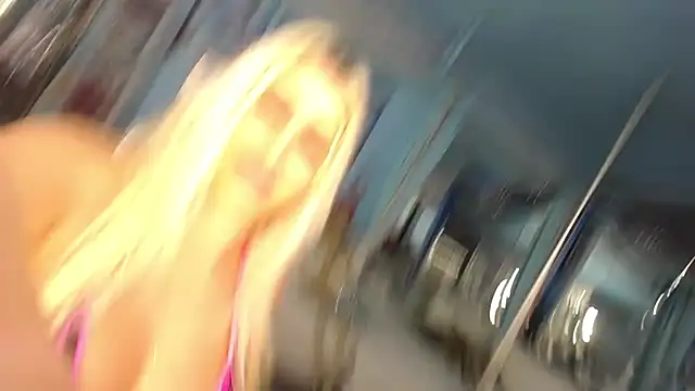 ADRIANNA_FOX webcam