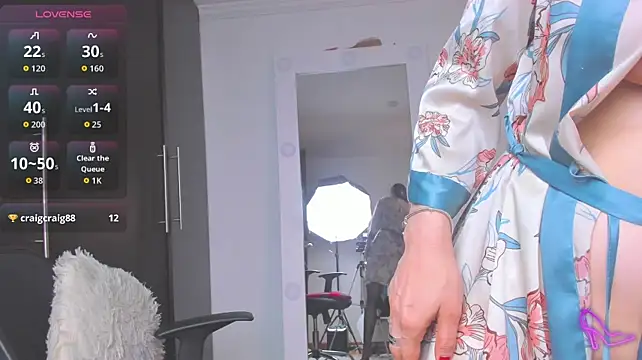 SharonVelvet webcam