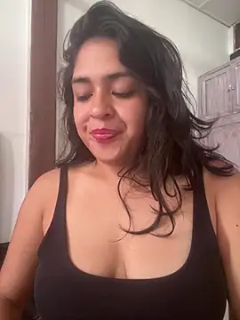 EmilyNoir1 live cam on StripChat
