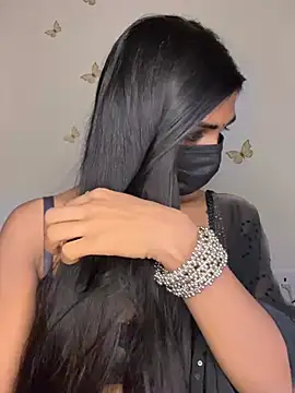 Lovely_Babiee live cam on StripChat