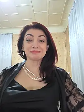 CharlotteSiren live cam on StripChat