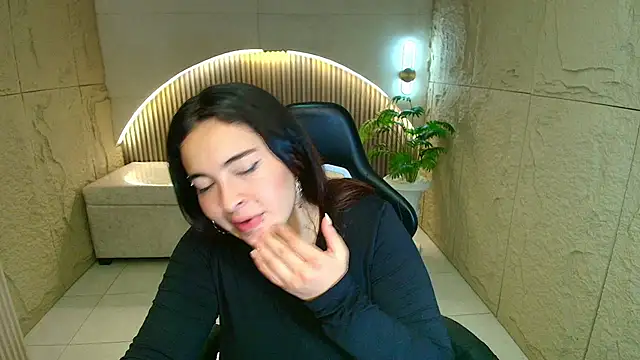 Kiara_Moon_r