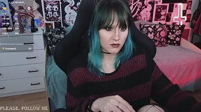 little_Elika webcam