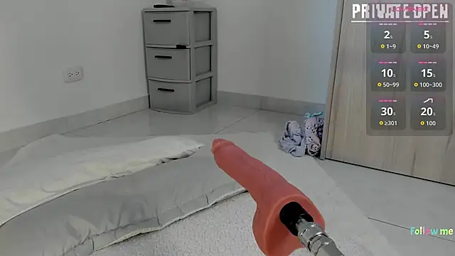Mia_adams66 webcam