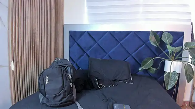Lia_Nikol webcam