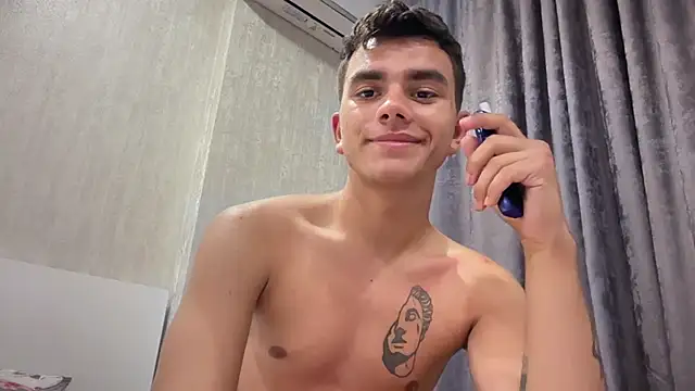 Just_Max02 webcam