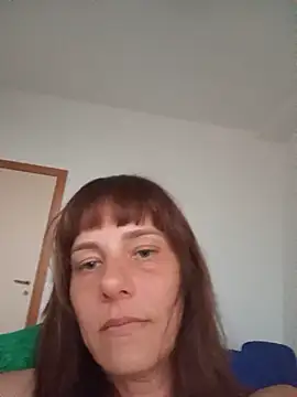 Zingara83 webcam
