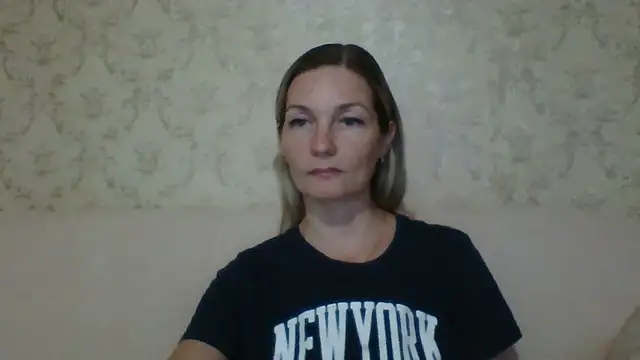 sweetriki live cam on StripChat