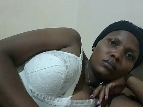 Midnightnova1 live cam on StripChat