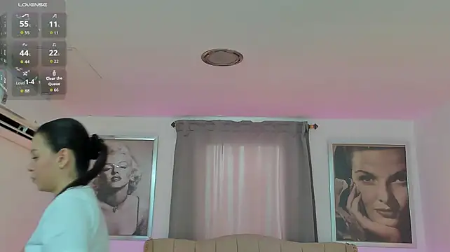 Beautyari_ live cam on StripChat