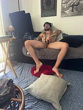 Househead22 live cam on StripChat