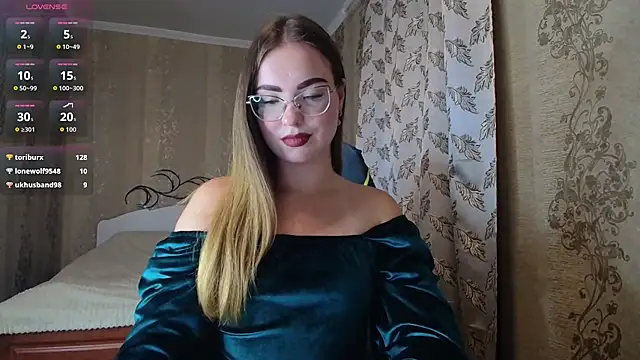 Flora_kisss