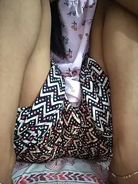 124pakhi webcam