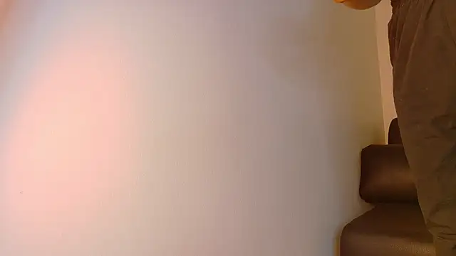 RiriiBrunette__ webcam