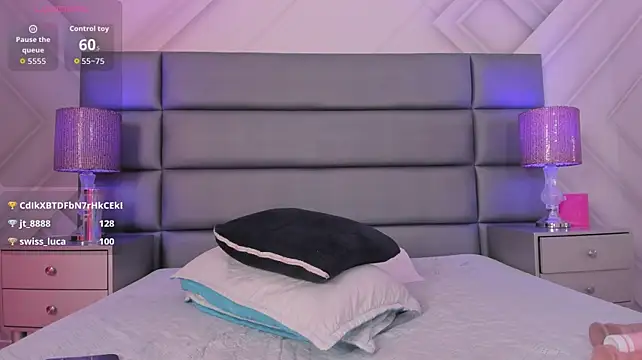 AlexaFoxx_ webcam