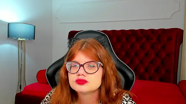 ChloeHalses webcam