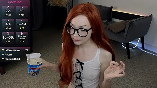JennyyElton webcam