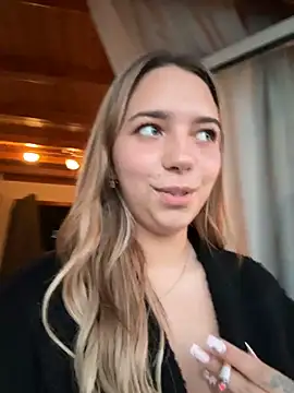 Naomi-Klein webcam