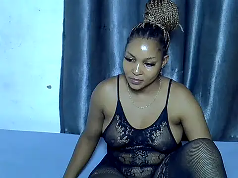 sexyqweenn webcam