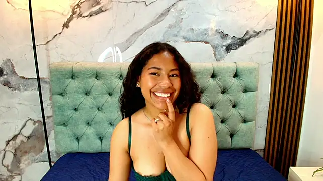 SaraVasquez_ webcam