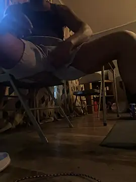 snail12laugh live cam on StripChat