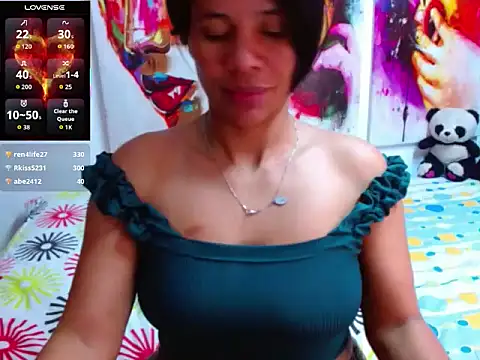 ZoeVibe_2306 webcam
