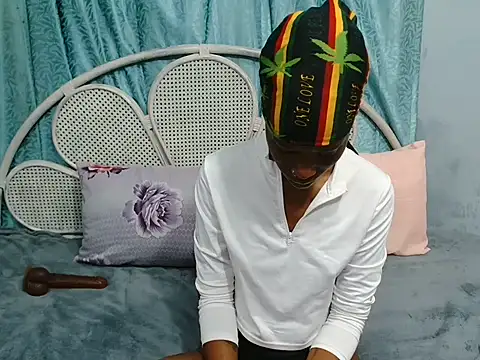 xxSexyTalia28 webcam