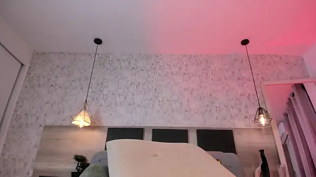 Sasha_Wolff webcam