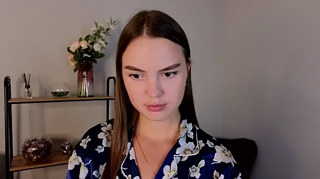 Nicole_Keller webcam