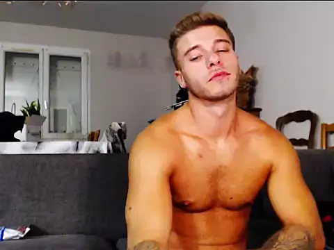 Elkafit28 live sex cam