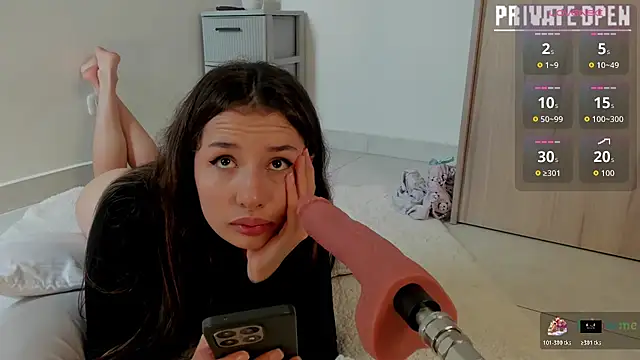 Mia_adams66 live
