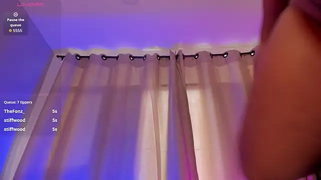 AnnaSwift_ live