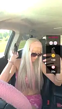 beautifulmefire23 (Ask my age) - Fire gets fucked in suv in parking lot