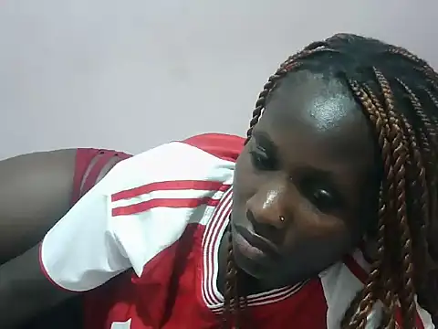 Squirty_pussie live cam on StripChat