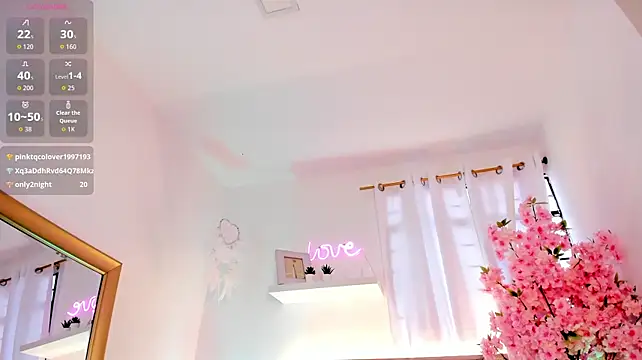 Violeta_Velvet_ 💨 naked chat