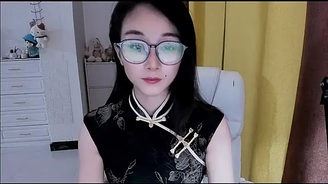 NIAN-er live cam on StripChat