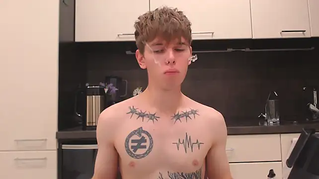 Fredd_Xanders live cam on StripChat