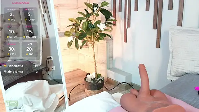 ateneaa_lux live cam on StripChat