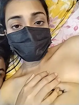 Hot-Jerry live cam on StripChat