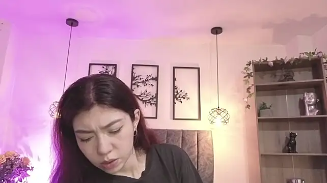Andy_and_emma live cam on StripChat